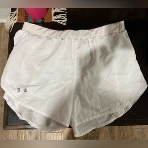 Under Armour White Athletic Shorts Lightweight Drawstring